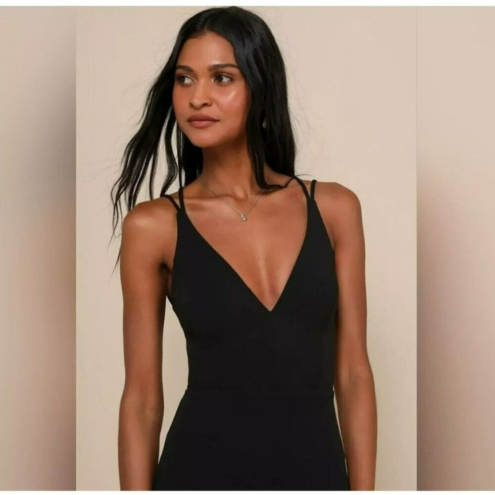 Lulus Little Black Dress‎ V Neck Back Cross Straps Bodycon Large
